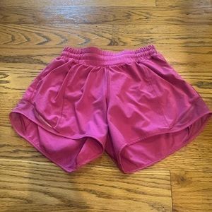 Lululemon Womens Hotty Hot Shorts